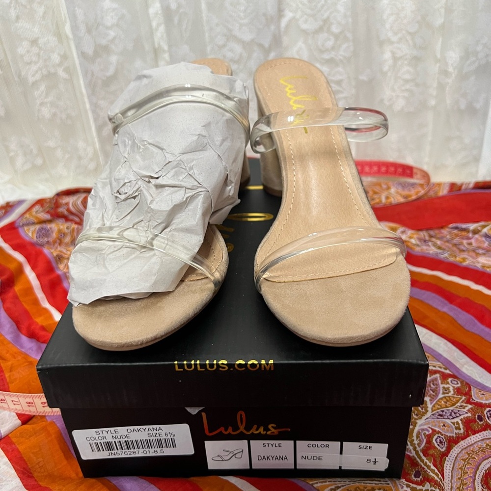 Lulu's “Dakyana” Nude Clear Strap Heels SZ: (8.5) NIB